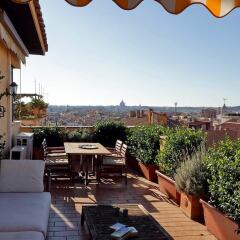 Отель Trevispagna Charme Apartment Италия, Рим - отзывы, цены и фото номеров - забронировать отель Trevispagna Charme Apartment онлайн балкон
