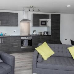 Отель Beautiful 1 Bed Flat in Heart of Chorlton комната для гостей фото 4