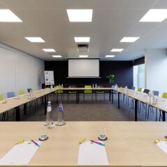 Отель ibis Styles Kortrijk Expo парковка