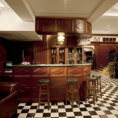 Chillon Castle Hotel гостиничный бар