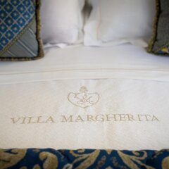 Отель Romantik Hotel Villa Margherita Италия, Мира - отзывы, цены и фото номеров - забронировать отель Romantik Hotel Villa Margherita онлайн комната для гостей