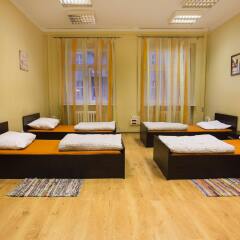 Отель Art Hostel Poznan Польша, Познань - отзывы, цены и фото номеров - забронировать отель Art Hostel Poznan онлайн комната для гостей фото 4