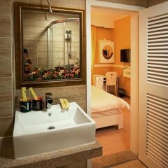 Отель Xiamen Gulangyu Sunshine Dora's House Китай, Сямынь - отзывы, цены и фото номеров - забронировать отель Xiamen Gulangyu Sunshine Dora's House онлайн ванная фото 2