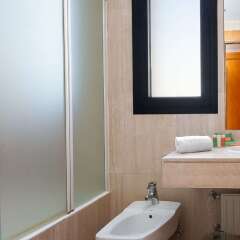 Leonardo Boutique Hotel Madrid ванная