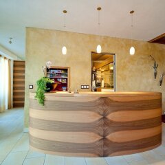Отель Zea Curtis Garden Residence Меран интерьер отеля