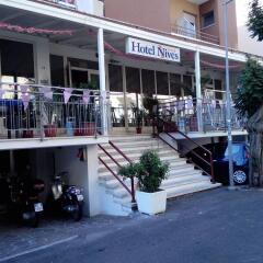 Hotel Nives фото 2