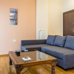 Апартаменты Comfy Apartment for 4 People Афины комната для гостей фото 2