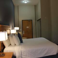 Отель Best Western Plus Uptown Hotel Канада, Ванкувер - отзывы, цены и фото номеров - забронировать отель Best Western Plus Uptown Hotel онлайн комната для гостей фото 5