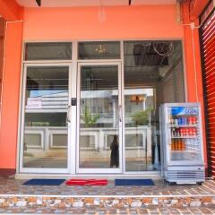 Отель Chayapa Place банкомат