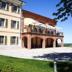 Отель Villa Morneto Виньяле-Монферрато