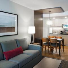 Отель West Coast Suites at UBC Канада, Аптаун - отзывы, цены и фото номеров - забронировать отель West Coast Suites at UBC онлайн комната для гостей фото 5