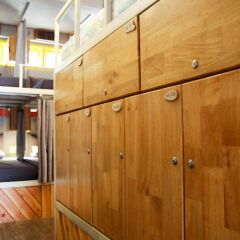 Gaia Hostel Далат сейф в номере
