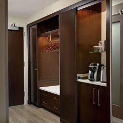 Отель L’Enfant Plaza Hotel США, Вашингтон - отзывы, цены и фото номеров - забронировать отель L’Enfant Plaza Hotel онлайн удобства в номере фото 2