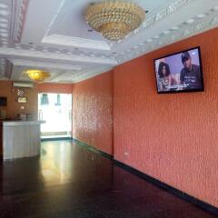 Отель Sylvia's Place парковка