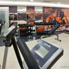 Holiday Inn Hotel & Suites Medica Sur Мехико фитнесс-зал фото 4