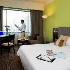 Отель Novotel Kuala Lumpur City Centre Малайзия, Куала-Лумпур - отзывы, цены и фото номеров - забронировать отель Novotel Kuala Lumpur City Centre онлайн в номере фото 2