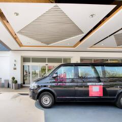 Отель Leonardo Hotel Düsseldorf Airport - Ratingen Германия, Ратинген - отзывы, цены и фото номеров - забронировать отель Leonardo Hotel Düsseldorf Airport - Ratingen онлайн городской автобус