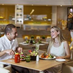 Отель Jumeira Rotana питание фото 3