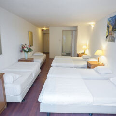 Delta Hotel City Center комната для гостей фото 4