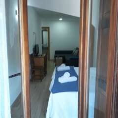 Отель Hostal Restaurante Nevandi балкон