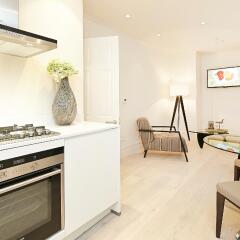 Апартаменты Exeter Street London в номере