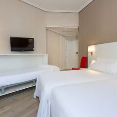 Отель Madrid Gran Vía 25, managed by Meliá Испания, Мадрид - 8 отзывов об отеле, цены и фото номеров - забронировать отель Madrid Gran Vía 25, managed by Meliá онлайн фото 12