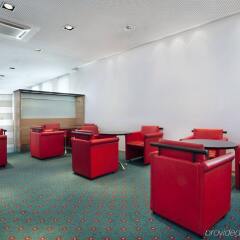 Отель Holiday Inn Express Geneva Airport детские мероприятия