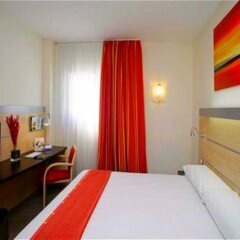 Отель Holiday Inn Express Barcelona City 22@ удобства в номере фото 2