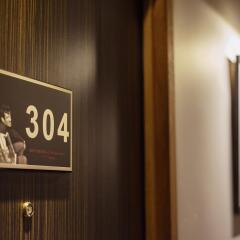 Отель BEST WESTERN Le Patio des Artistes Франция, Канны - 1 отзыв об отеле, цены и фото номеров - забронировать отель BEST WESTERN Le Patio des Artistes онлайн интерьер отеля