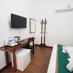 Отель Siri Krabi - Hostel Таиланд, Краби - отзывы, цены и фото номеров - забронировать отель Siri Krabi - Hostel онлайн удобства в номере