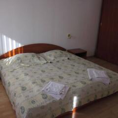 Отель Family Hotel Karov Болгария, Чепеларе - отзывы, цены и фото номеров - забронировать отель Family Hotel Karov онлайн комната для гостей фото 3