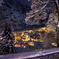 Отель Les Sources Des Alpes спортивное сооружение