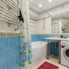Гостиница Feelathome на Невском в Санкт-Петербурге 9 отзывов об отеле, цены и фото номеров - забронировать гостиницу Feelathome на Невском онлайн Санкт-Петербург ванная фото 3