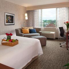 Отель Courtyard by Marriott Tacoma Downtown США, Такома - отзывы, цены и фото номеров - забронировать отель Courtyard by Marriott Tacoma Downtown онлайн комната для гостей фото 2