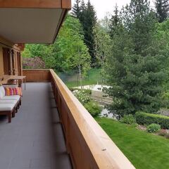 Апартаменты Gstaad Perfect Winter Luxury Apartment балкон