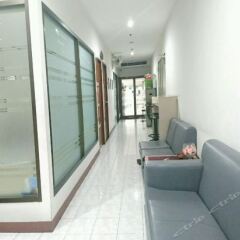 Апартаменты Piyavan Tower Serviced Apartment интерьер отеля