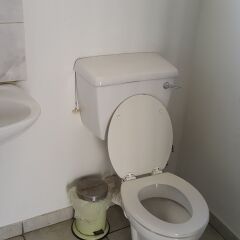 Отель Planet Lodge 1 Габороне ванная