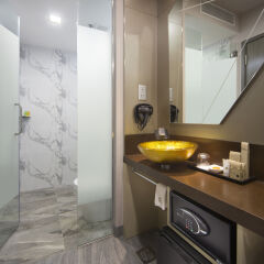Hotel Clover 7 сейф в номере