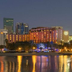Sheraton Abu Dhabi Hotel & Resort Абу-Даби приотельная территория