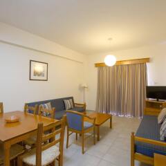 Апартаменты Kefalos - Damon Hotel Apartments Кипр, Пафос - отзывы, цены и фото номеров - забронировать отель Kefalos - Damon Hotel Apartments онлайн комната для гостей фото 3