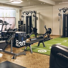 Отель Cortiina Hotel Германия, Мюнхен - 9 отзывов об отеле, цены и фото номеров - забронировать отель Cortiina Hotel онлайн фитнесс-зал фото 2