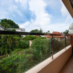 Отель Karon Sea Sands Resort & Spa балкон