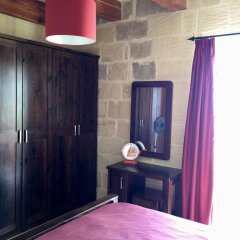 Отель Qronfla Farm Five Stars Holiday House Мальта, Зеббудж - отзывы, цены и фото номеров - забронировать отель Qronfla Farm Five Stars Holiday House онлайн удобства в номере