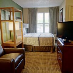 Отель Extended Stay America Fort Lauderdale - Cypress Creek Prk N комната для гостей фото 2