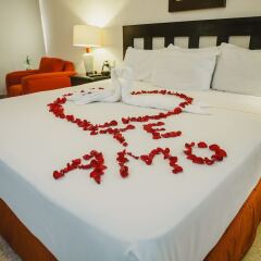 Best Western Hotel Posada Freeman Zona Dorada сейф в номере
