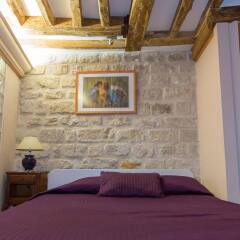 Отель Saint-Germain des Pres Apartment Франция, Париж - отзывы, цены и фото номеров - забронировать отель Saint-Germain des Pres Apartment онлайн комната для гостей фото 2