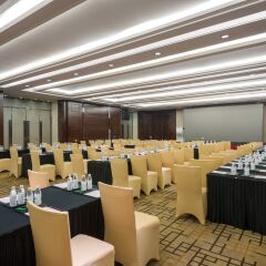 Отель Crowne Plaza Chengdu West