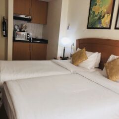 Отель Golden Tulip Sharjah ОАЭ, Шарджа - 1 отзыв об отеле, цены и фото номеров - забронировать отель Golden Tulip Sharjah онлайн комната для гостей фото 4