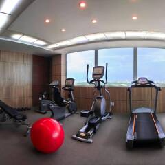Aquari Hotel фитнесс-зал