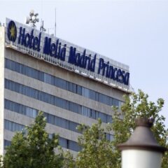 Отель Melia Madrid Princesa Испания, Мадрид - 1 отзыв об отеле, цены и фото номеров - забронировать отель Melia Madrid Princesa онлайн приотельная территория